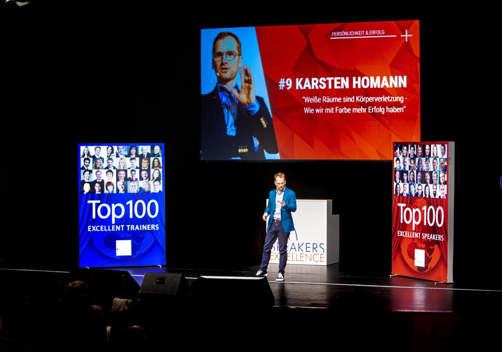 keynotespeaker Karsten Homann über die megatrends und globalen nachhaltigkeitsziele aus Sicht fder Farbpsychologie